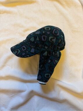 Vintage Kids Fleece Turtle Fur Earflap Cap in Teal Geometric Print